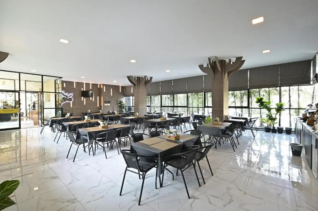 Moose Hotel Chiangmai
