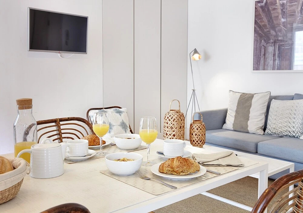 Canaan Lifestyle Apartments Lisbon Combro 77 by Get Your Stay