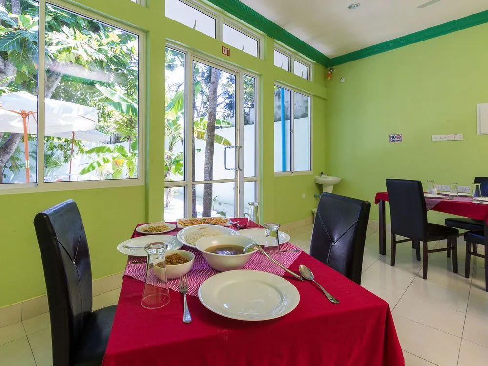 Feridhoo Inn