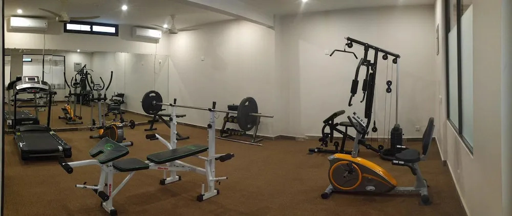Zifan Hotel & Suites