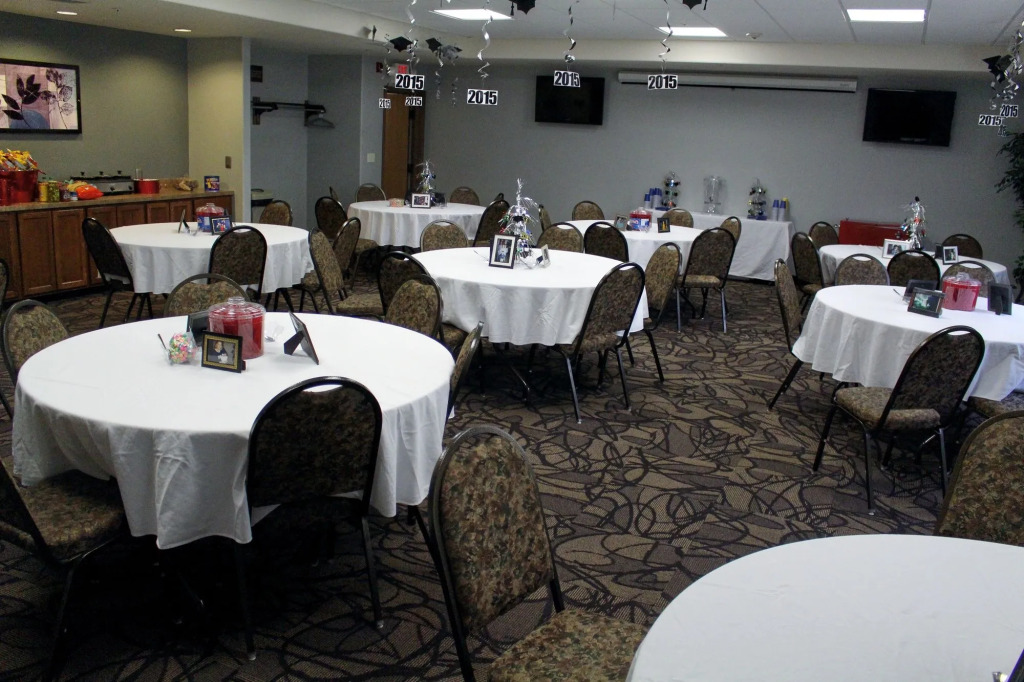 Expressway Suites Fargo