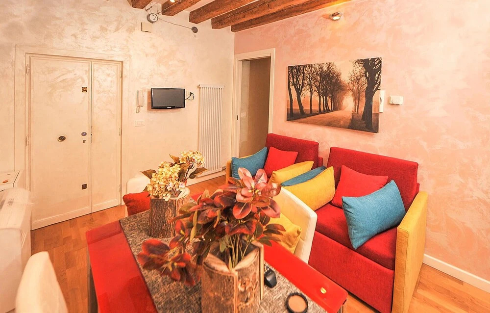 Beautiful Apartment in Venezia With Wifi and 1 Bedrooms
