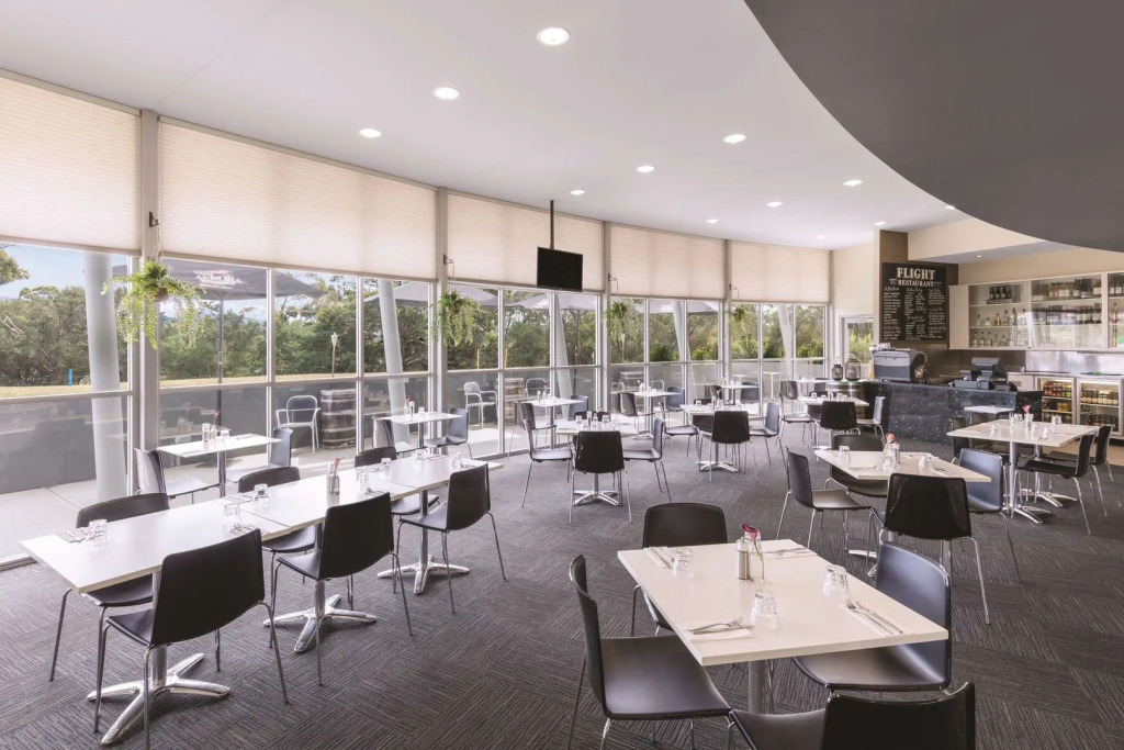 Mantra Hobart Airport