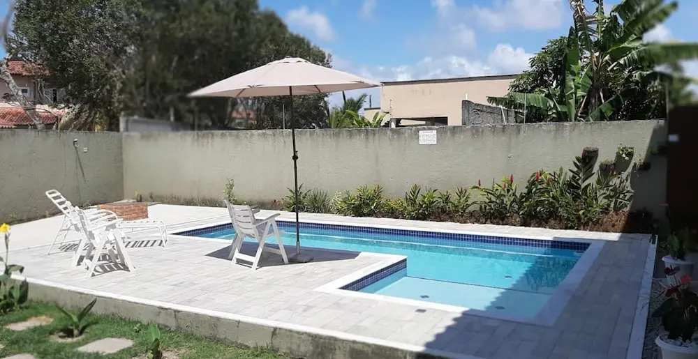 Casa na Praia de Mundaí com 3 quartos, piscina, e churrasqueira