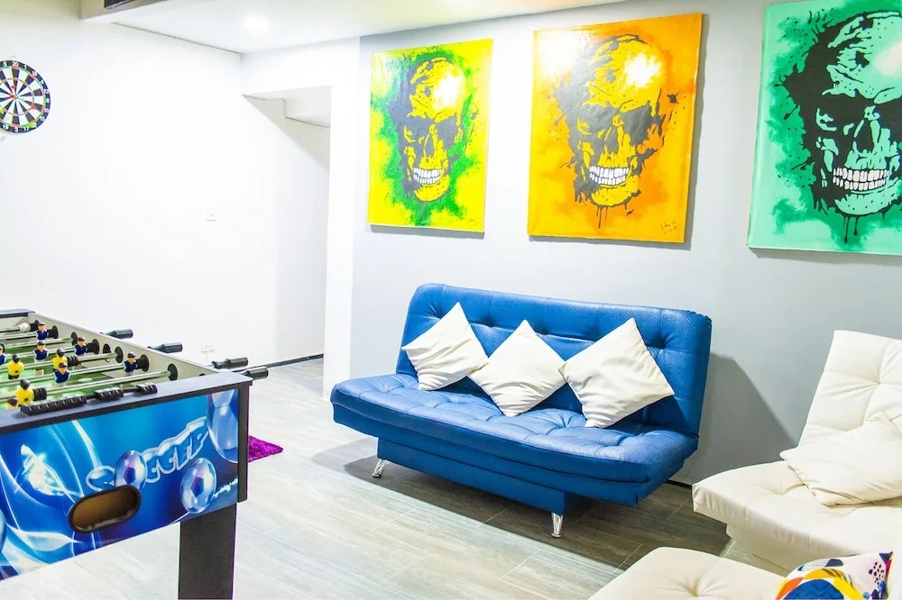 $ PROMO $ 3 Bedrooms with Bathrooms apartment & Jacuzzi in Lleras park @Poblado