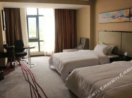 Yufeng International Hotel
