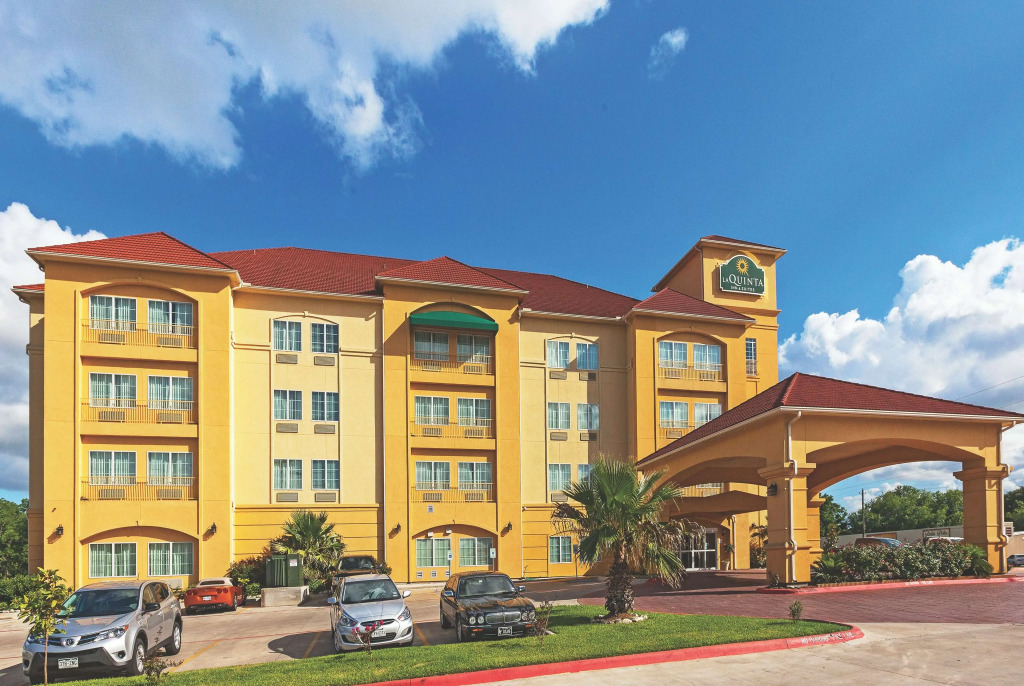 La Quinta by Wyndham Columbus TX