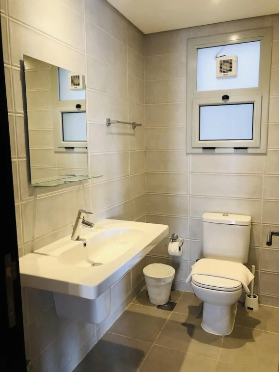 Vesta - Luxury Apt - 3BR - Cfc VII