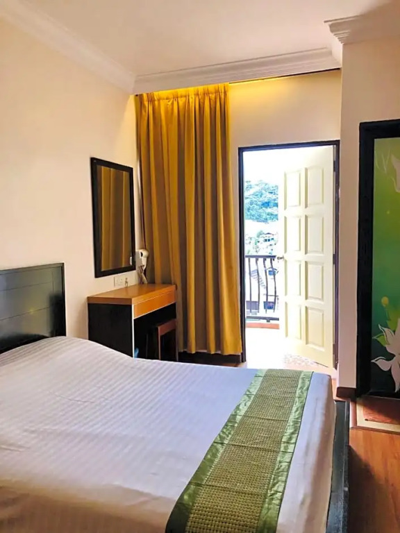 Hotel Chua Gin