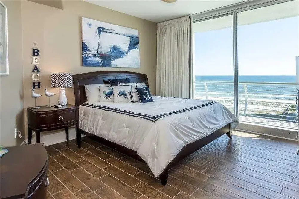 Bella Luna 1001 - 3 Br condo by RedAwning