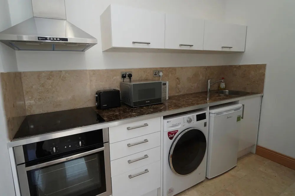 Arlo Apartments
