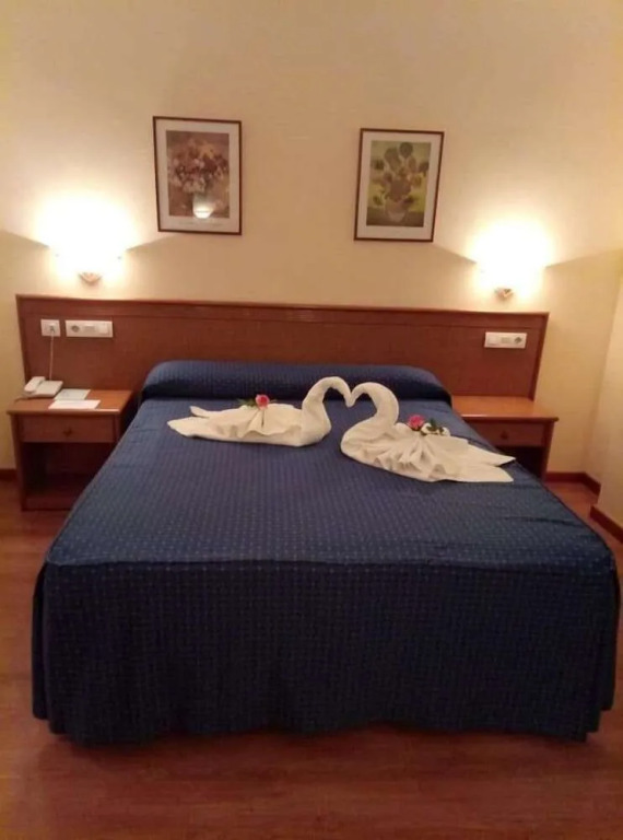 Hotel Peña de Arcos