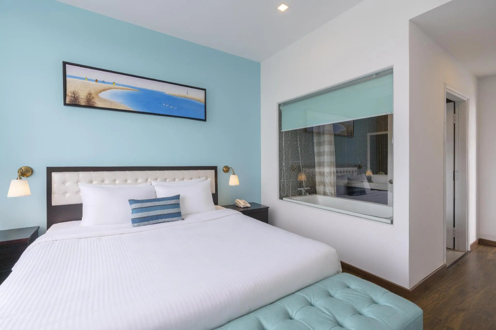 Flora Beach Hotel & Spa