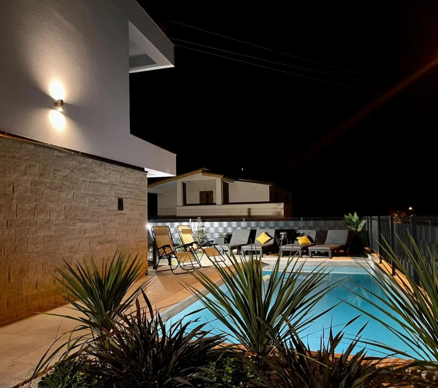 J&N Hills Residence with swimming pool