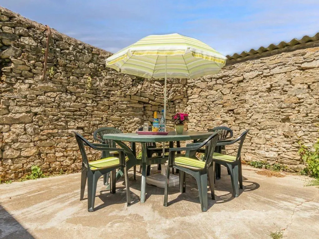 Gite Saint-Lyphard, 4 pièces, 6 personnes - FR-1-306-1093