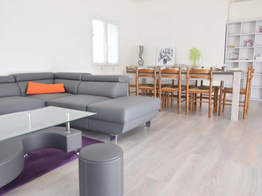 Modern Villa in Thueyts with Swimming Pool