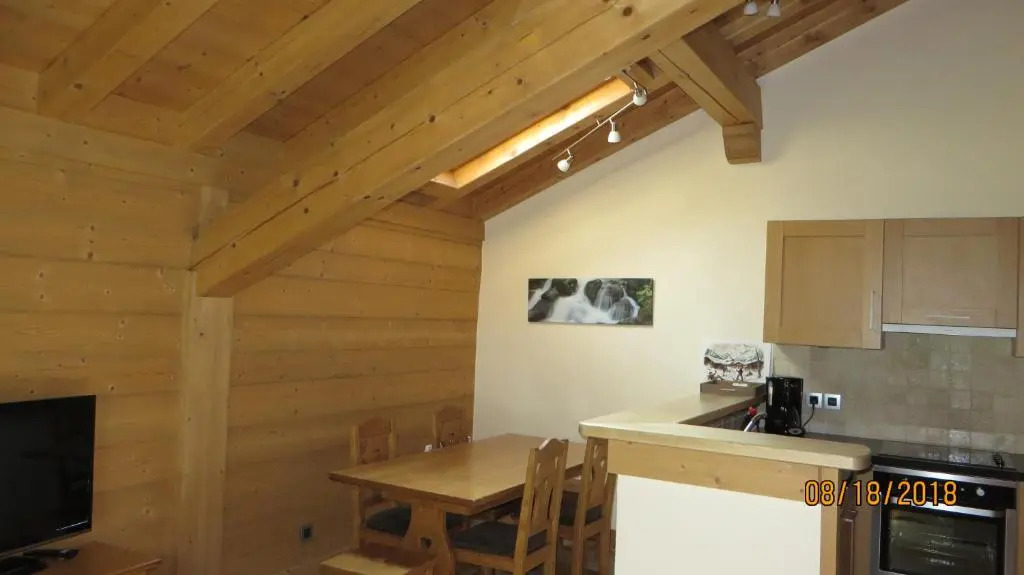 Alpine Lodge 8