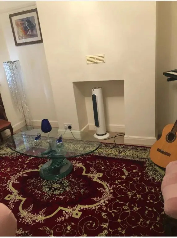 Delux single room only for female