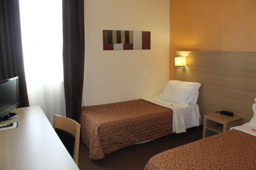 Hotel First