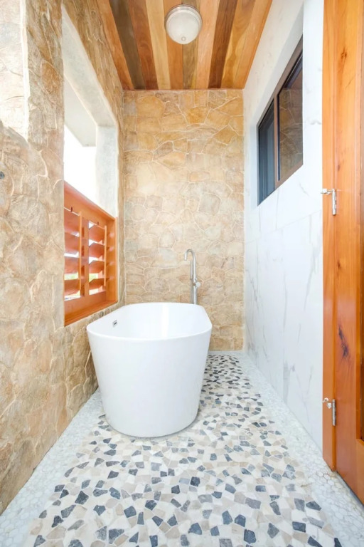 Island Time Gecko - Private Island Beachfront Villa 1 Min From Village
