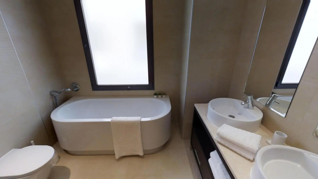 8671 - Luxurious Apartment With Spa Area