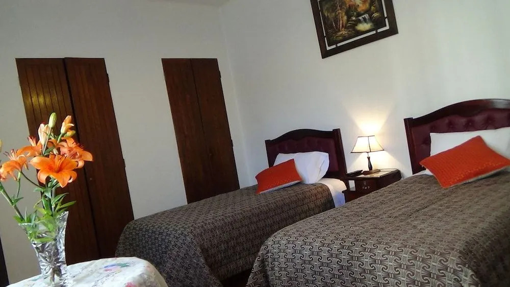 "HOTEL BOUTIQUE LA MAISON DE LA BOLIVIE" Casa de Huéspedes