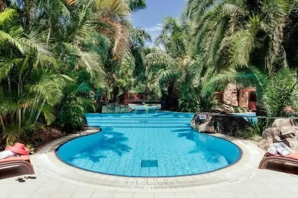 Nican Resort Hotel