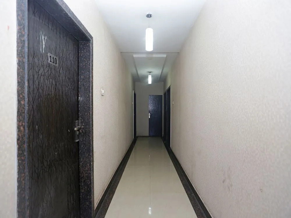 OYO 12479 Hotel city shine