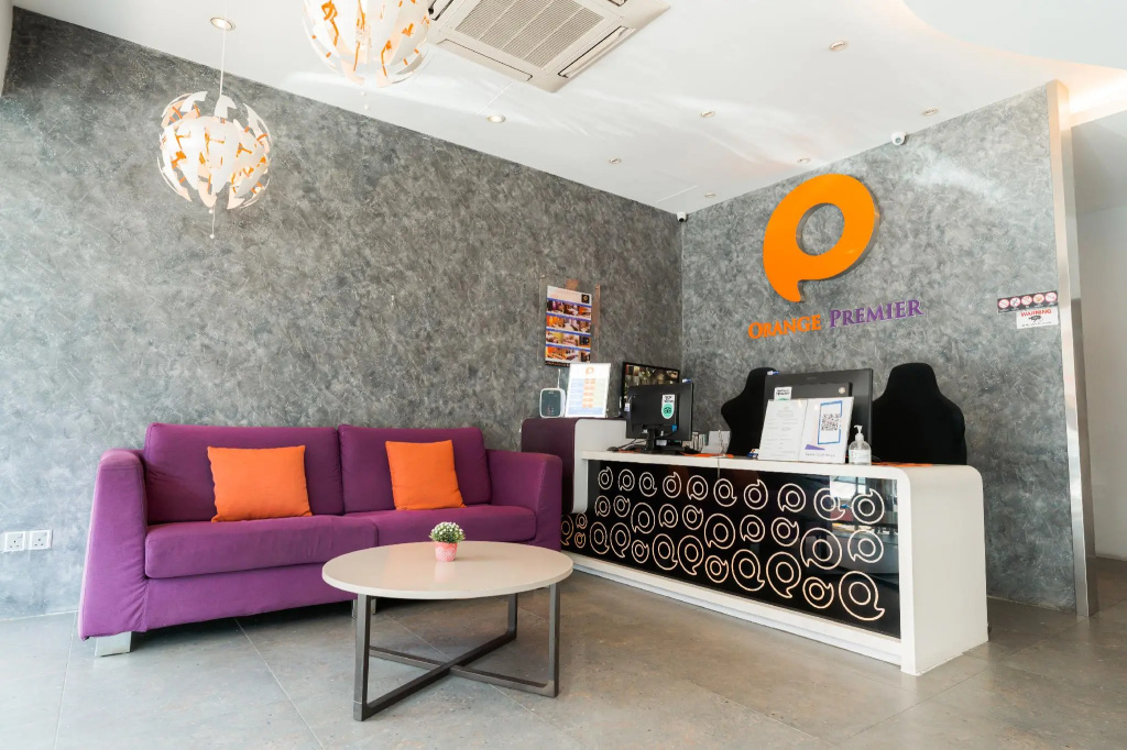 OYO 278 Orange Premier Hotel