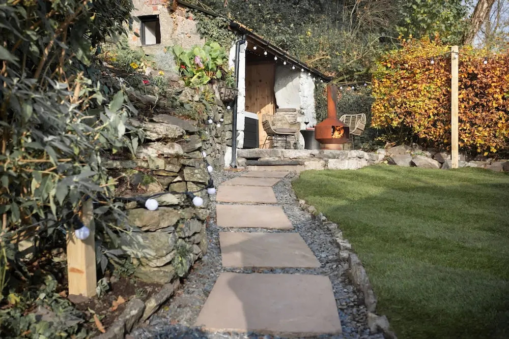 Mead Cottage in Lindale