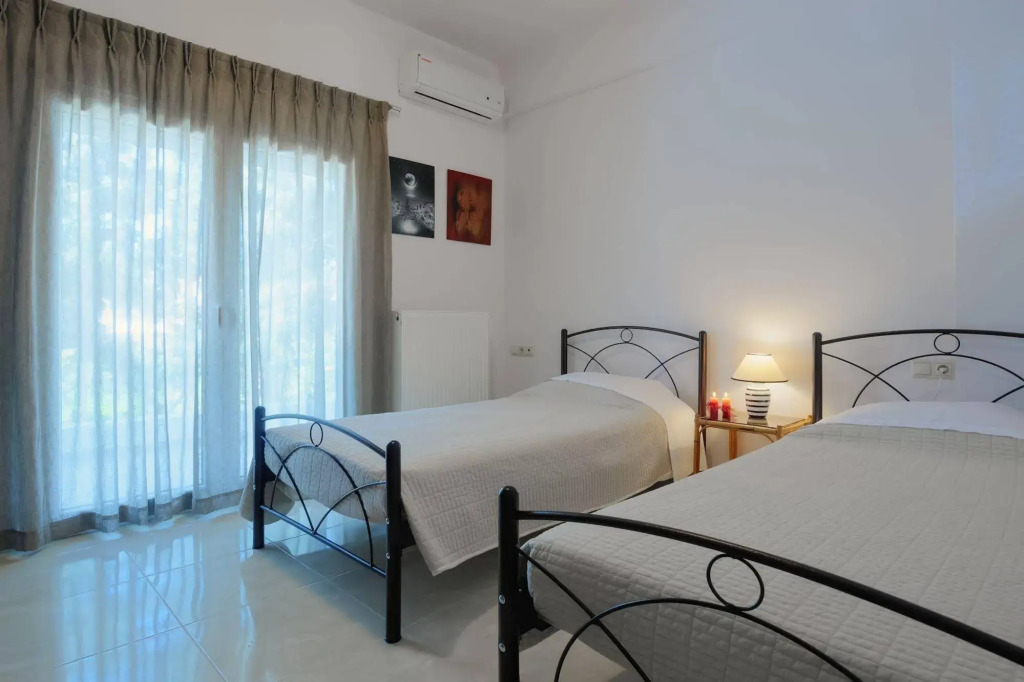 Romantic Evas Cottage