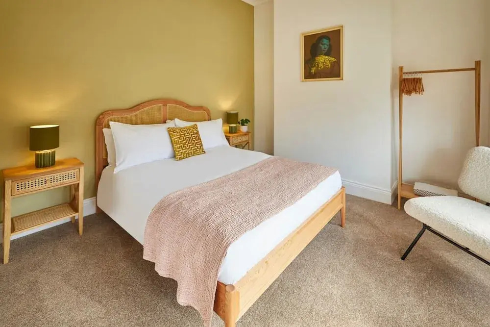 Host Stay Sunbeam House