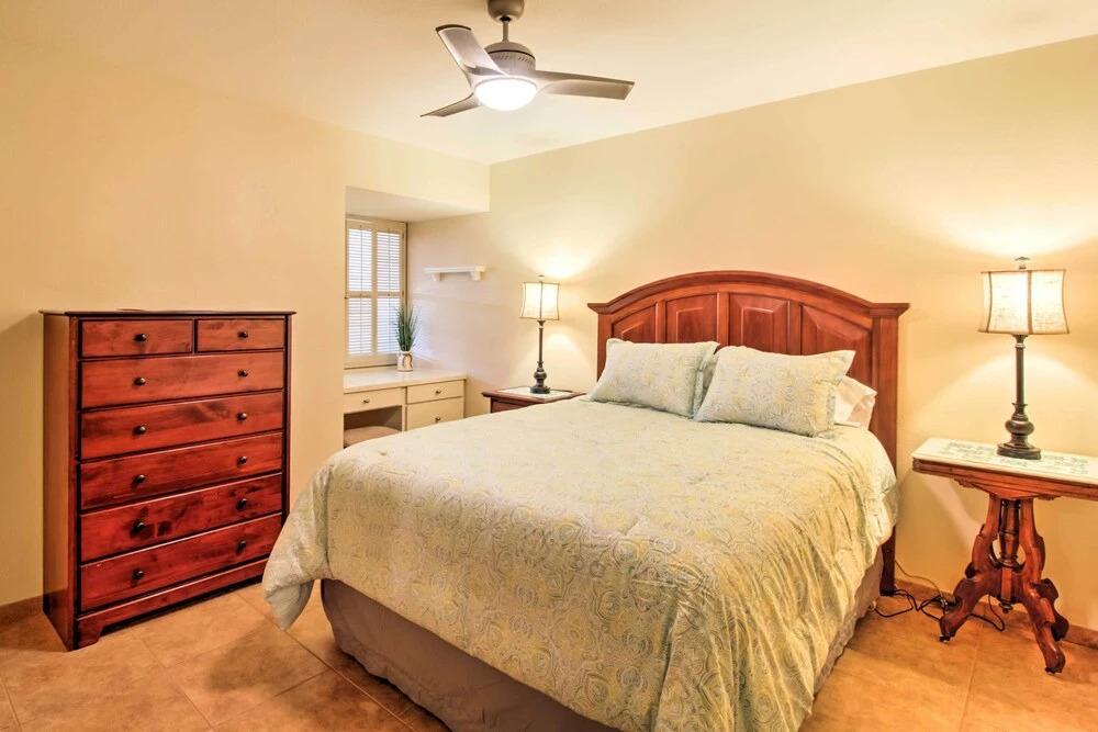 Ideal Getaway w/ Patio & Pool Access - Near Hiking