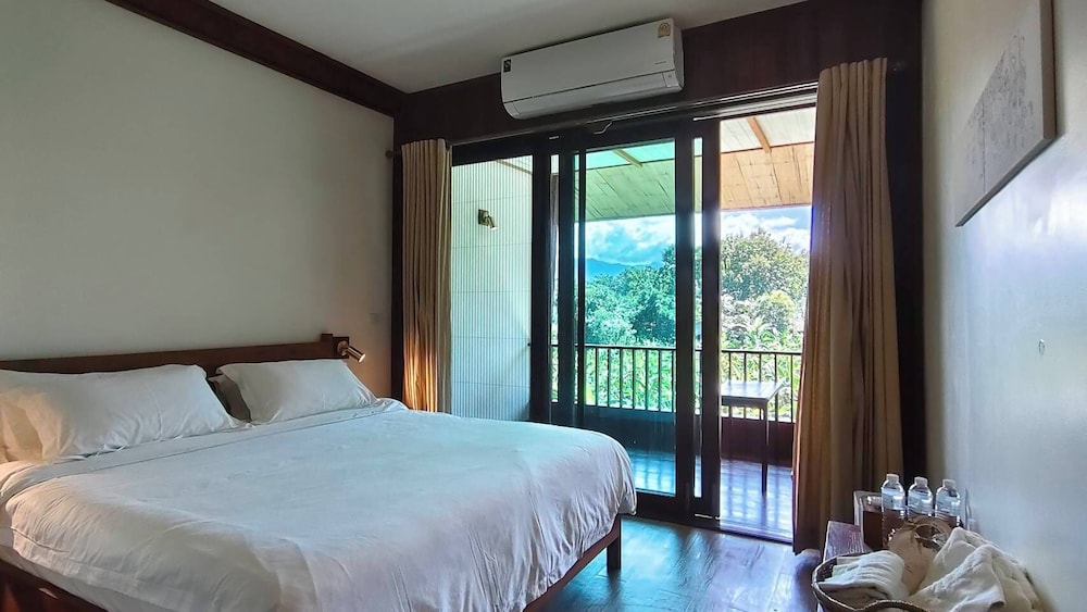 Sang Poy Cottage
