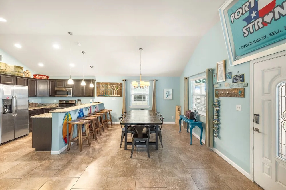 Boogie Board Bungalow - Pet Friendly! Private Pool!