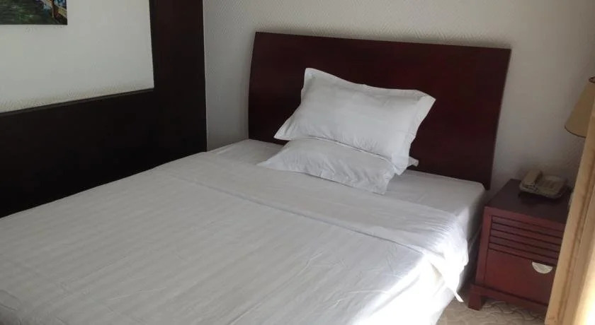 Shihui Neighborhood Holiday Hotel