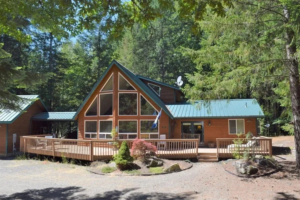 Elder Family Lodge