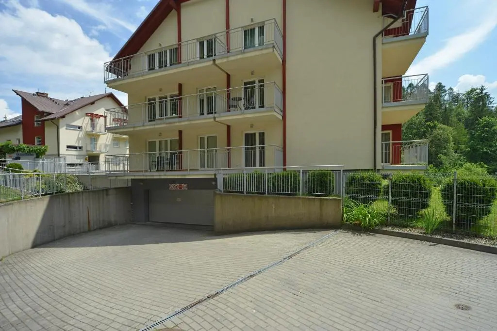 Przytulny Apartament Sun Seasons 24 w Wiśle z Balkonem by Noclegi Renters