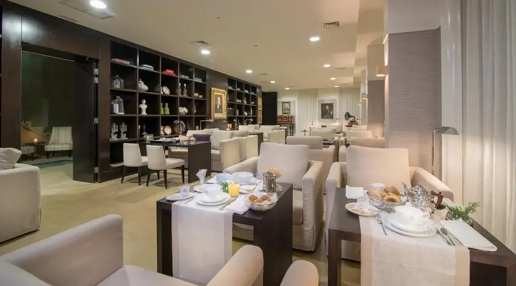 Universal Boutique Hotel