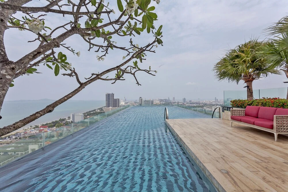 Grande Carribean apartments Jomtien beach Pool view Sea View