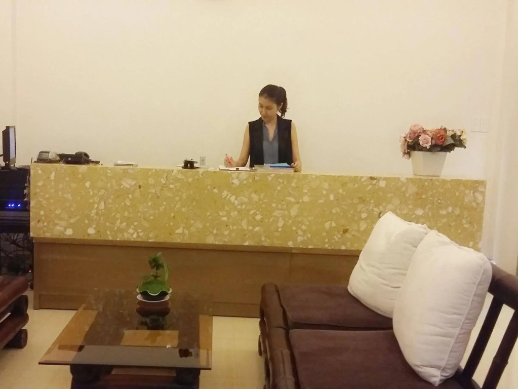 Giang Son 3 Hotel