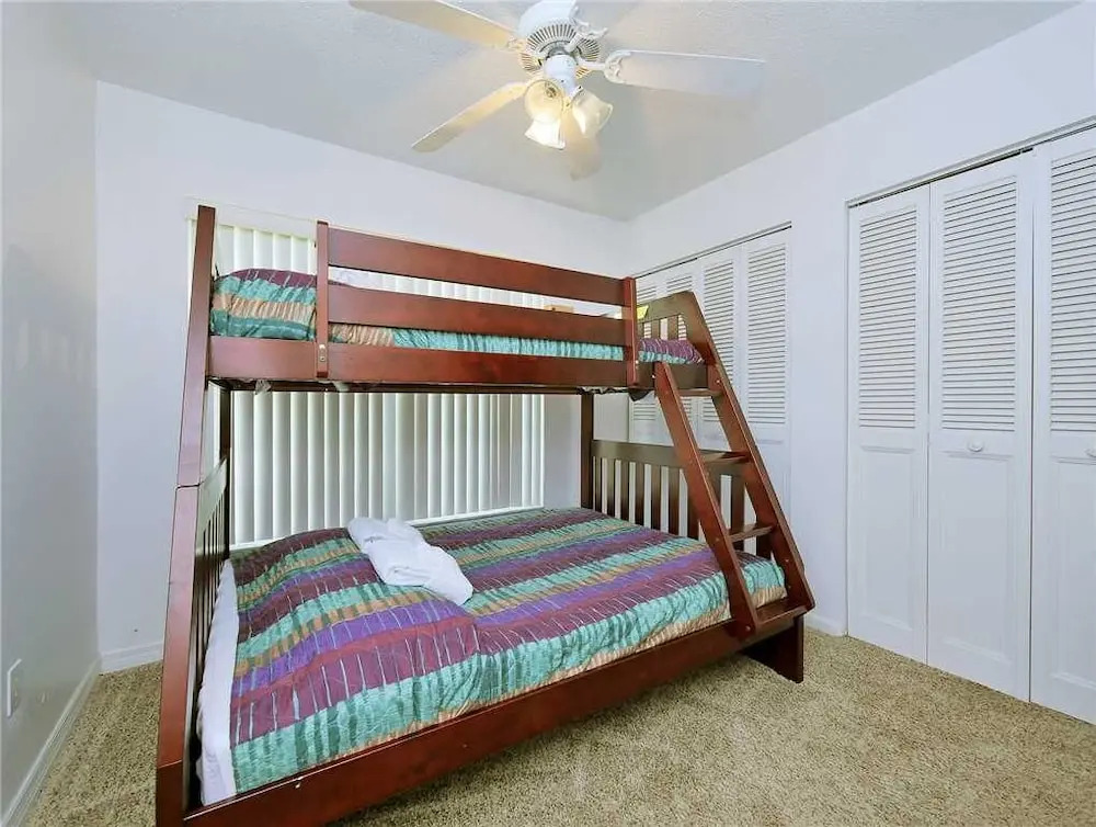 Palm Paradise, 3 Bedrooms, Sleeps 8, Canal View, Private Pool, Boat Dock
