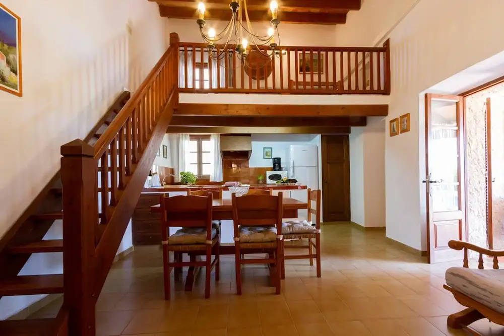 Villa - 2 Bedrooms with Pool and WiFi - 107615