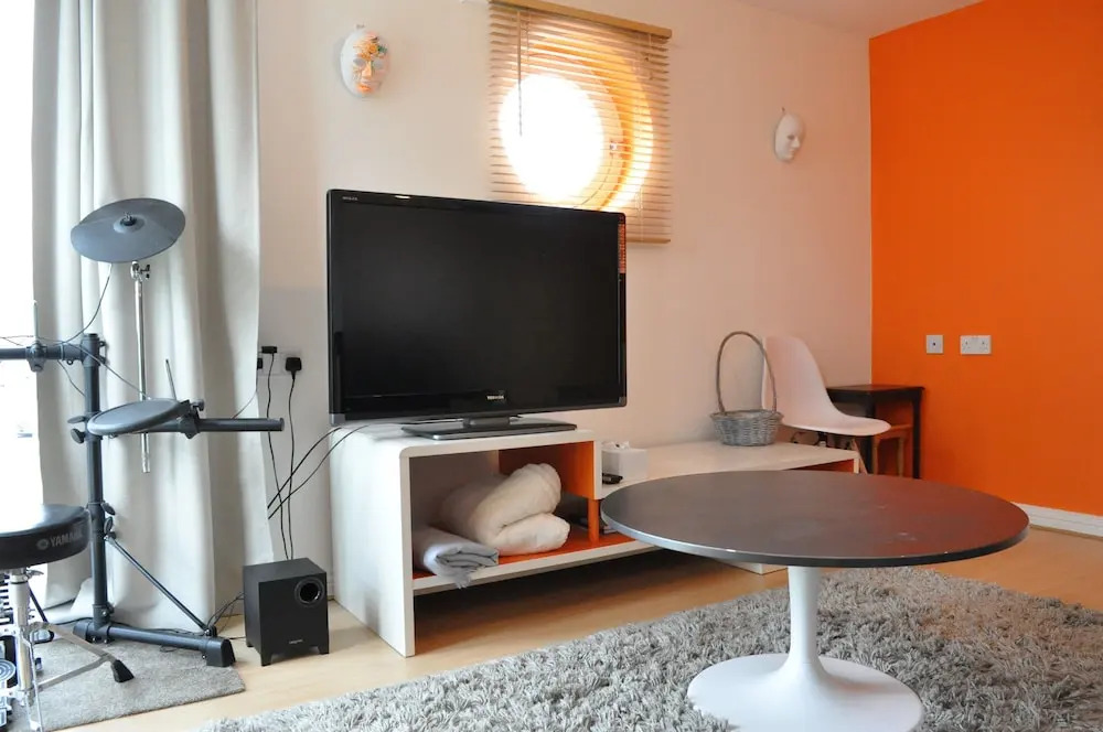 Lovely Spacious 1 Bedroom Flat in East London