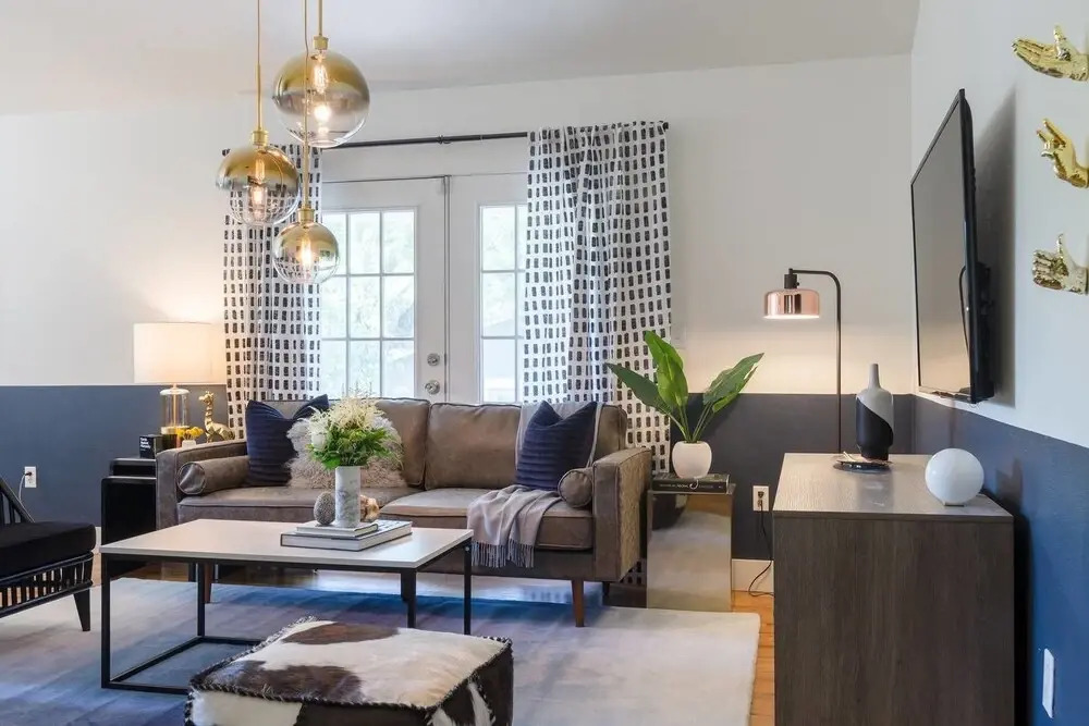 Domio Germantown Massive 8BR Comprised of 2 4BR Suites