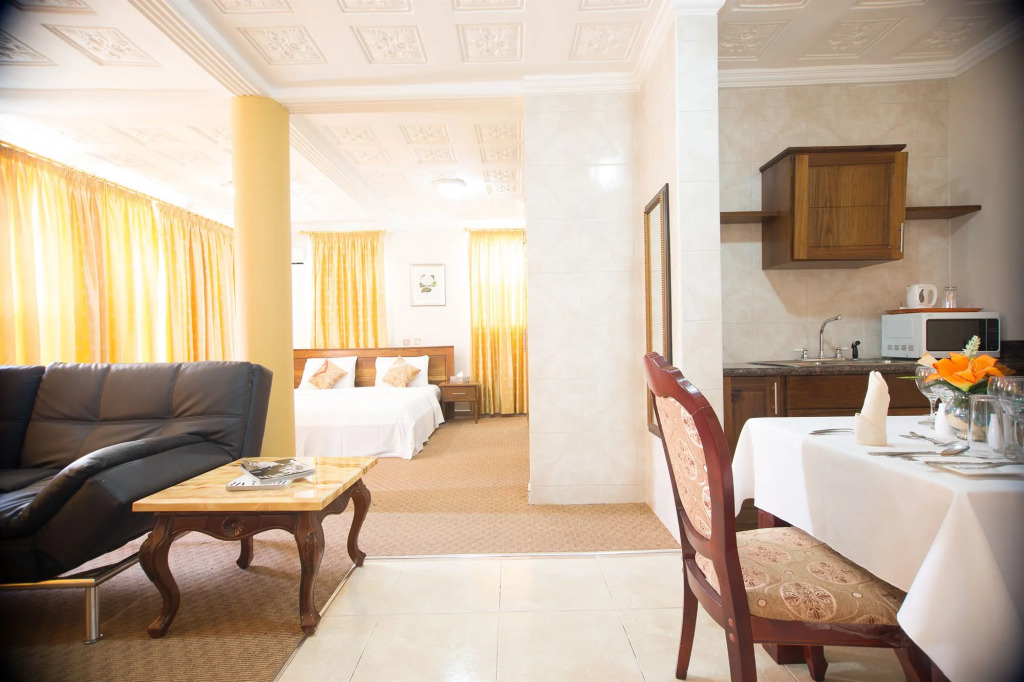 Charleston Hotel