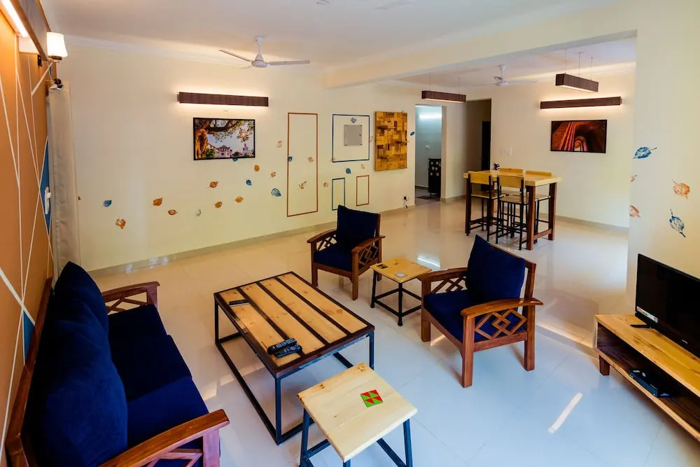 OYO 13208 Home Serene 2BHK Aradhana Greens