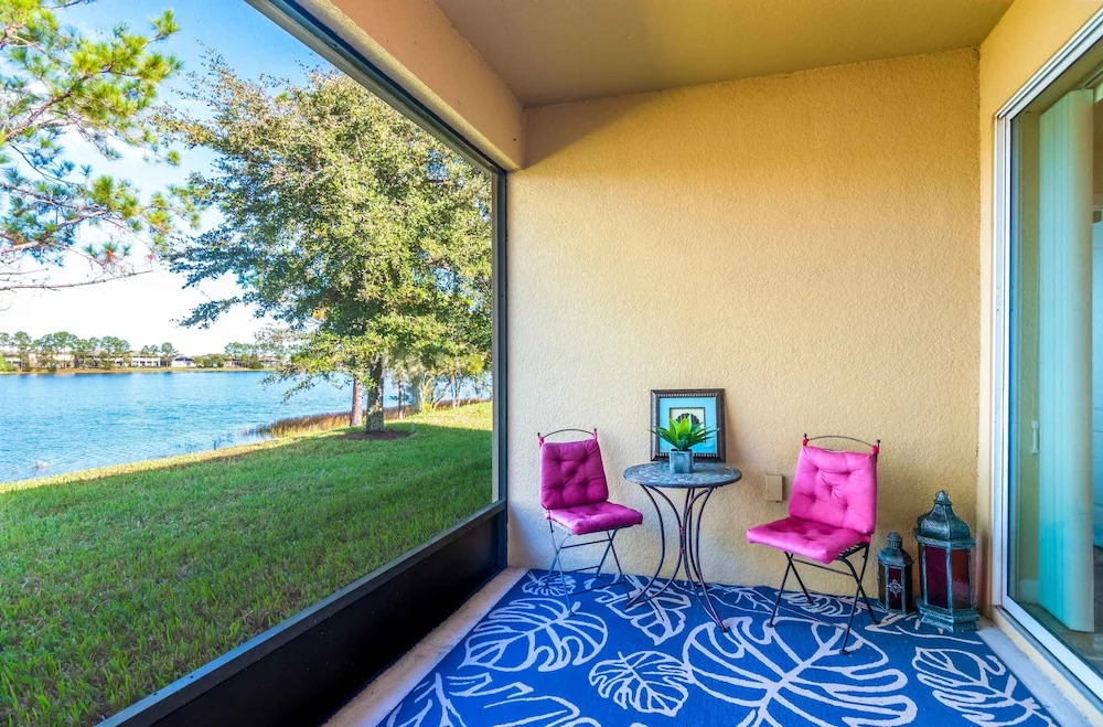Disney Lake House Minutes From Airport
