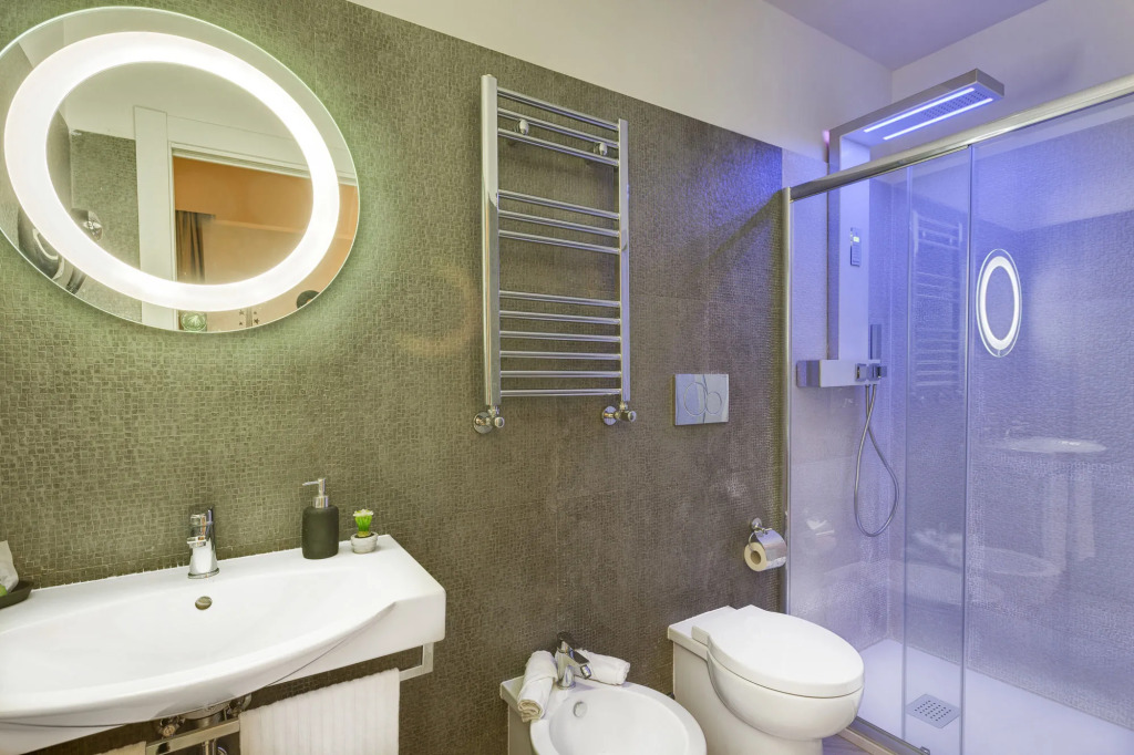 Excellence Suite