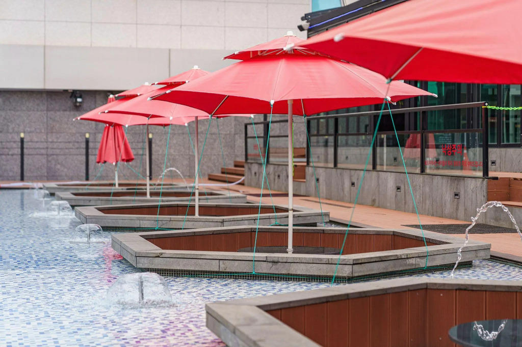 Chungchoho Best Hotel